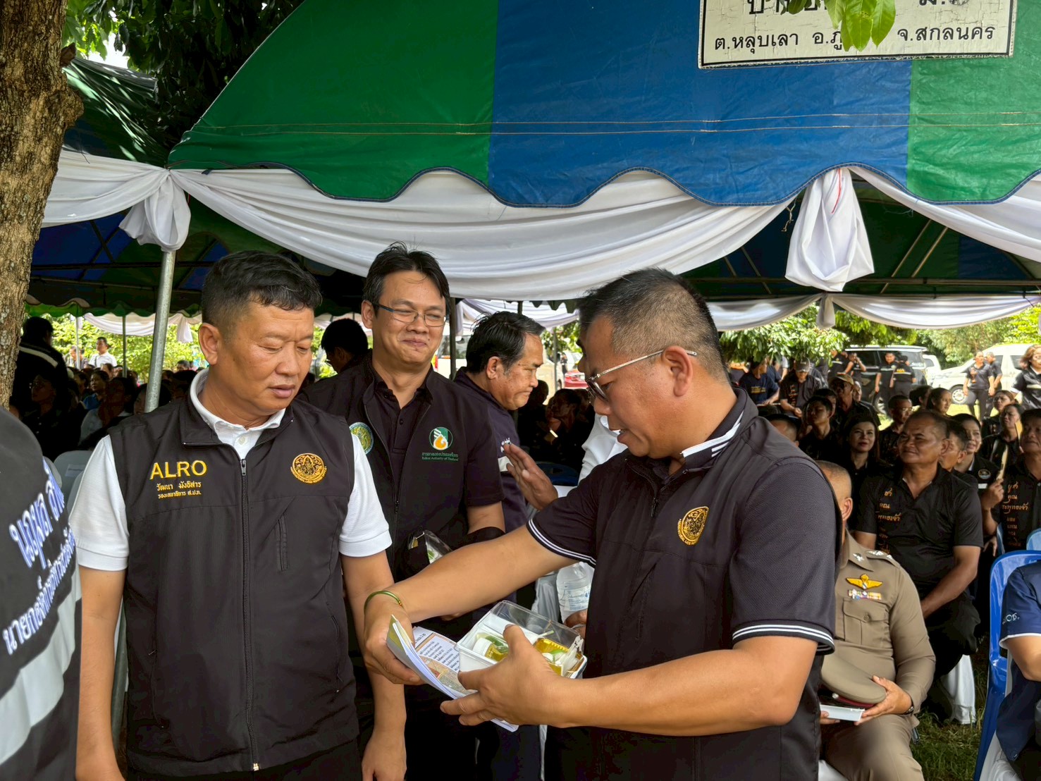 title - รองเลขาธิการ ส.ป.ก.ร่วมงาน ‘ประมงร่วมอาสาพาปลากลับบ้าน’ ประจำปี 2569 พร้อมลงพื้นที่กลุ่มปลูกหม่อนเลี้ยงไหมอุตสาหกรรม บ้านด่านตึง จ.สกลนคร
